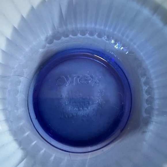 Vintage Pyrex Ribbed Glass Nesting Bowl Set (3) - Blue, Green, Purple - Picture 4 of 6